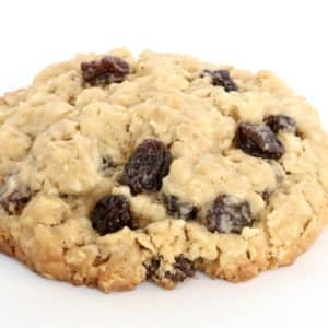 oatmeal and raisin cookie